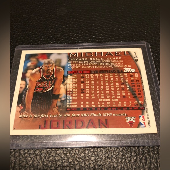 Ungraded Michael Jordan 1996 Topps #139 Card Mint Condition - Picture 6 of 6